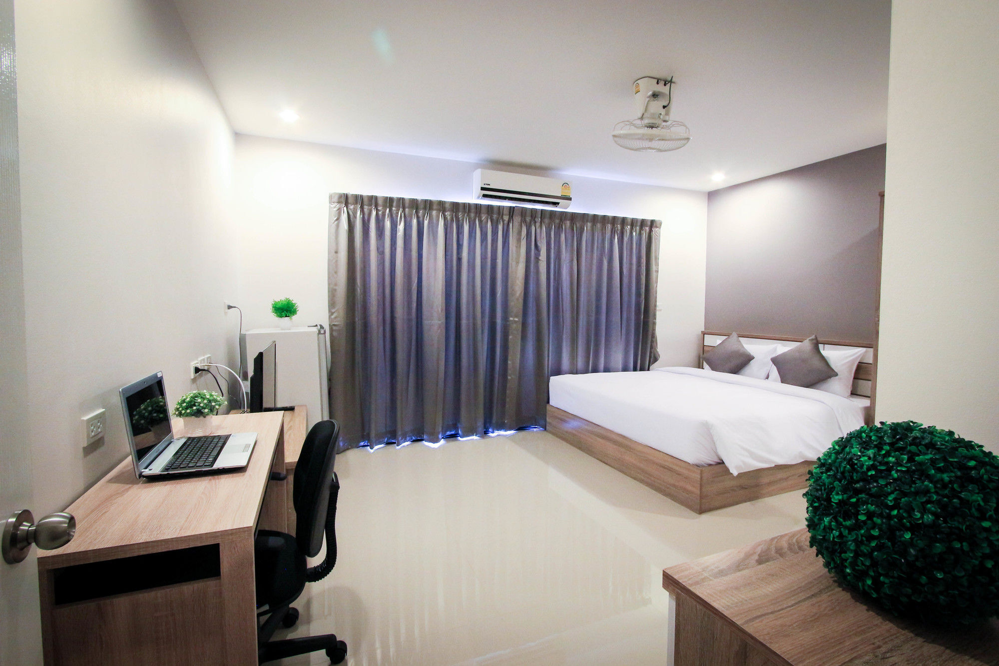Vipa House Phuket - Sha Extra Plus Экстерьер фото